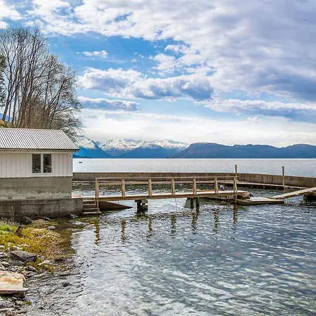 Holiday home Amazing In With House Sea View